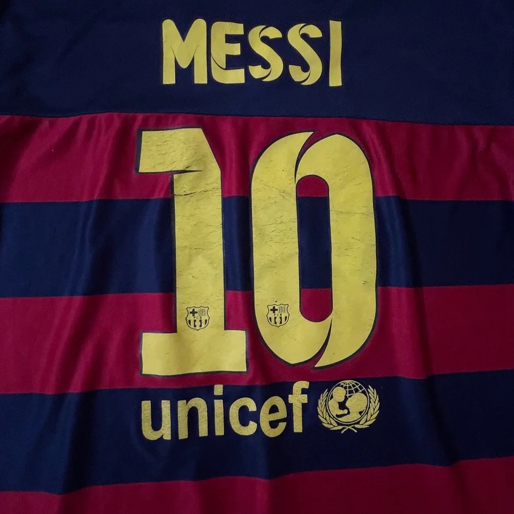 MESSI Jersey - Picture 2 of 12